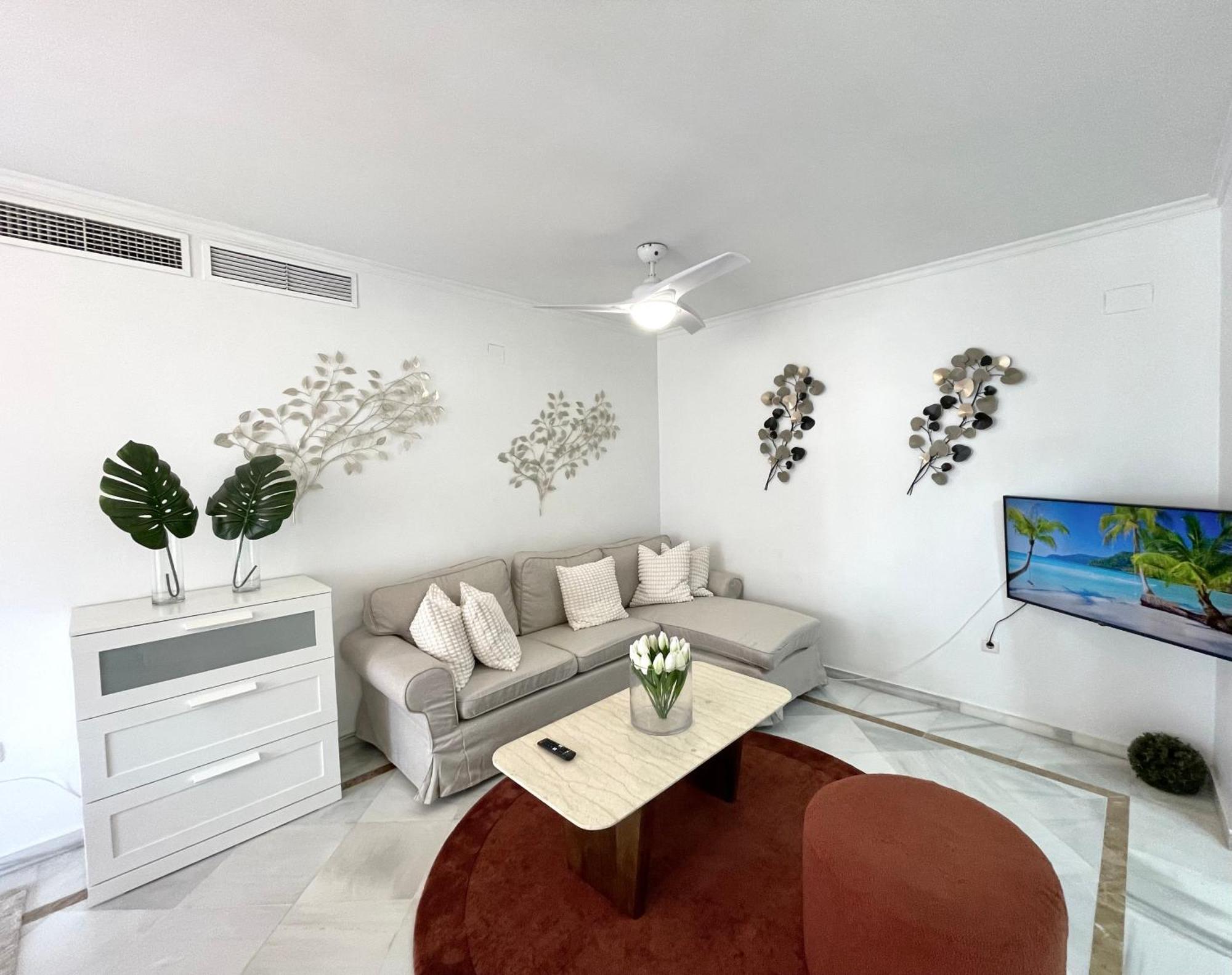Apartment Puerto Banus Charming 1 Bedroom *